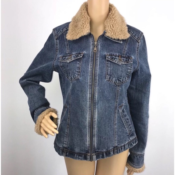 French Cuff Jackets & Blazers - French Cuff Jean Jacket With Faux Fur Size Medium